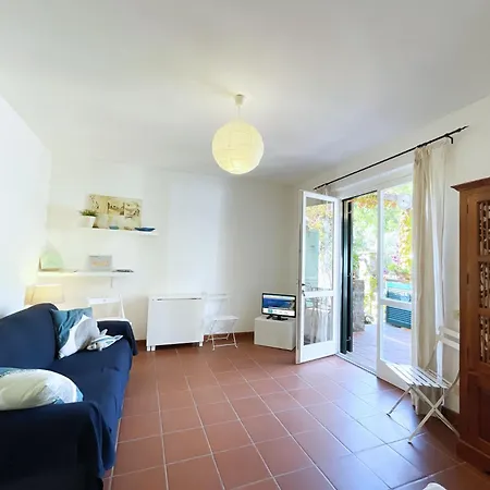 Del Volterraio - Papaveri 7 * Sant'Anna (Isola d'Elba)